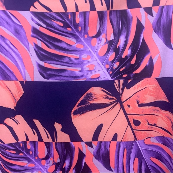 NIKE Fast Run Botanical Women’s Running Tank - Picture 11 of 12